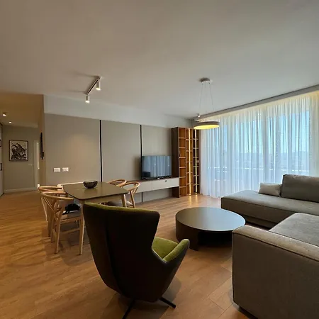 Apartment Tirana Central *